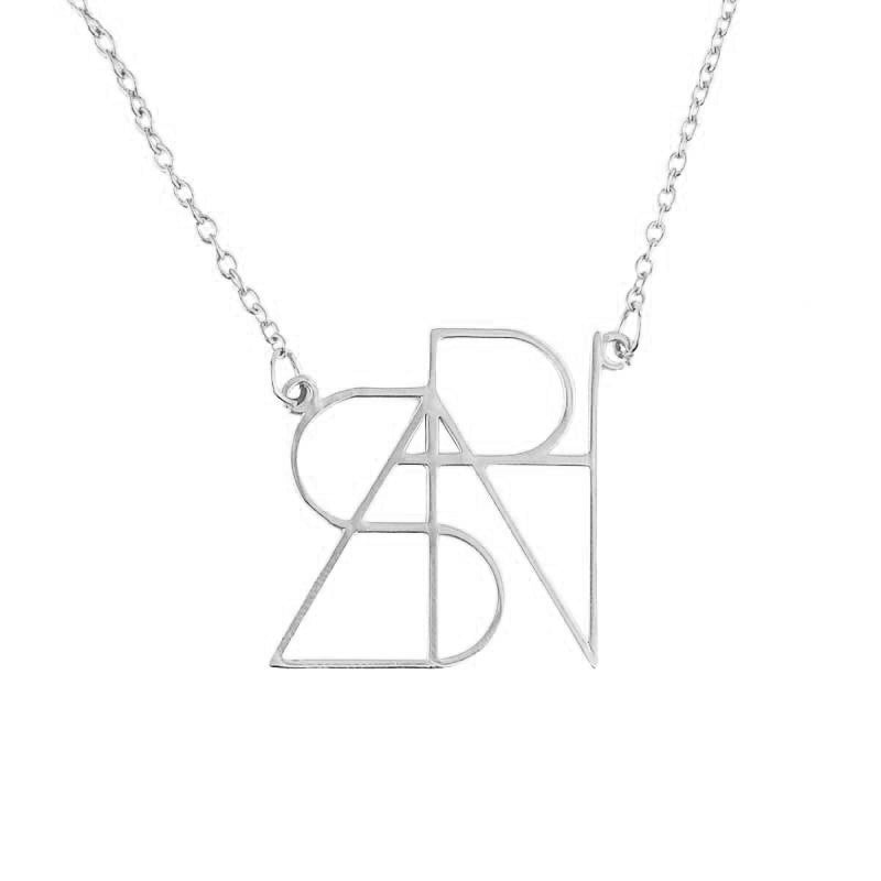 Collana con nome monogramma minimalista