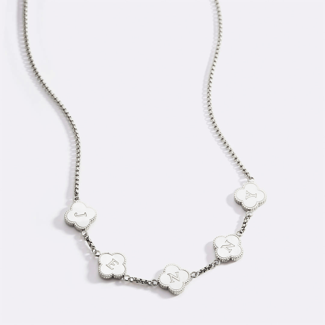 Collana con nome personalizzato Clover