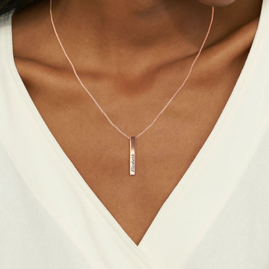 Collana con barra pilastro di musa