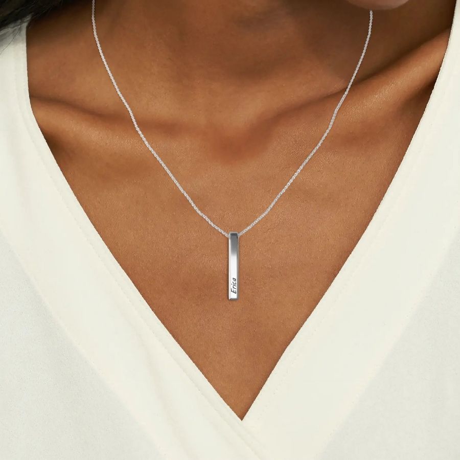 Collana con barra pilastro di musa
