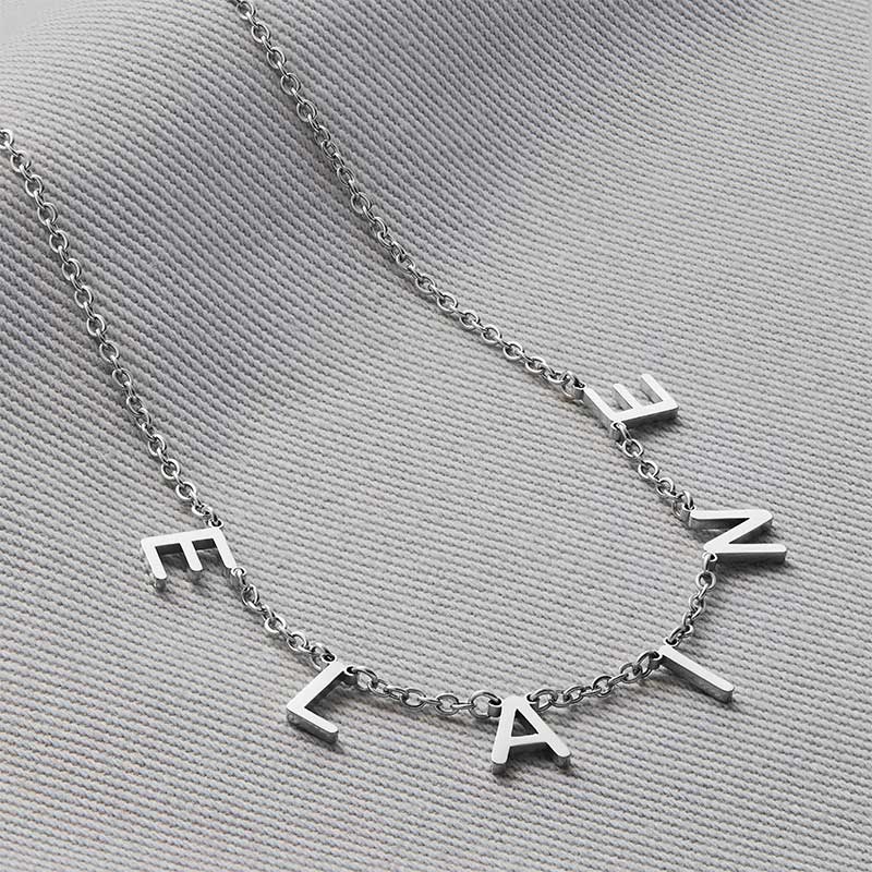 Collana con nome e lettera personalizzata