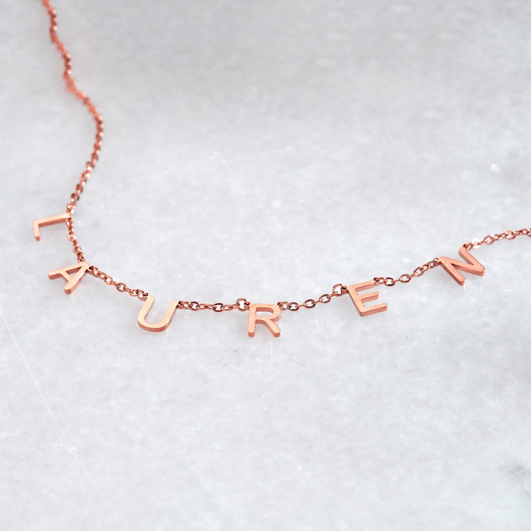 Collana con nome e lettera personalizzata