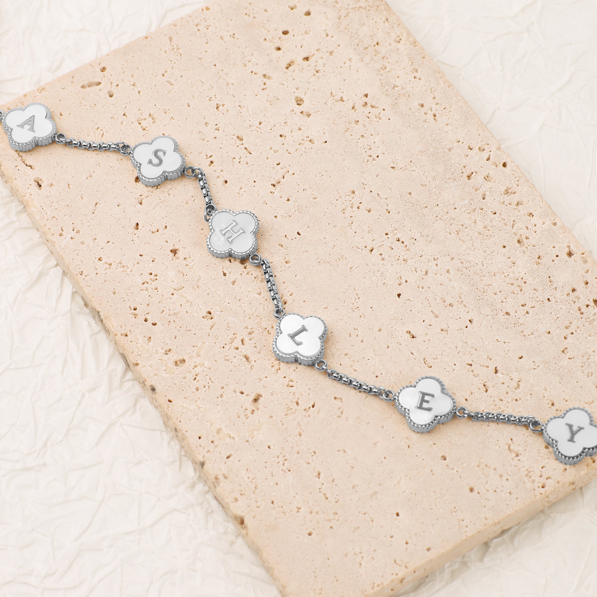 Collana con nome personalizzato Clover