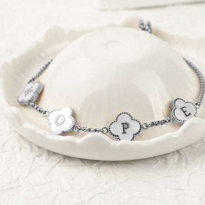Bracciale con nome personalizzato a quadrifoglio