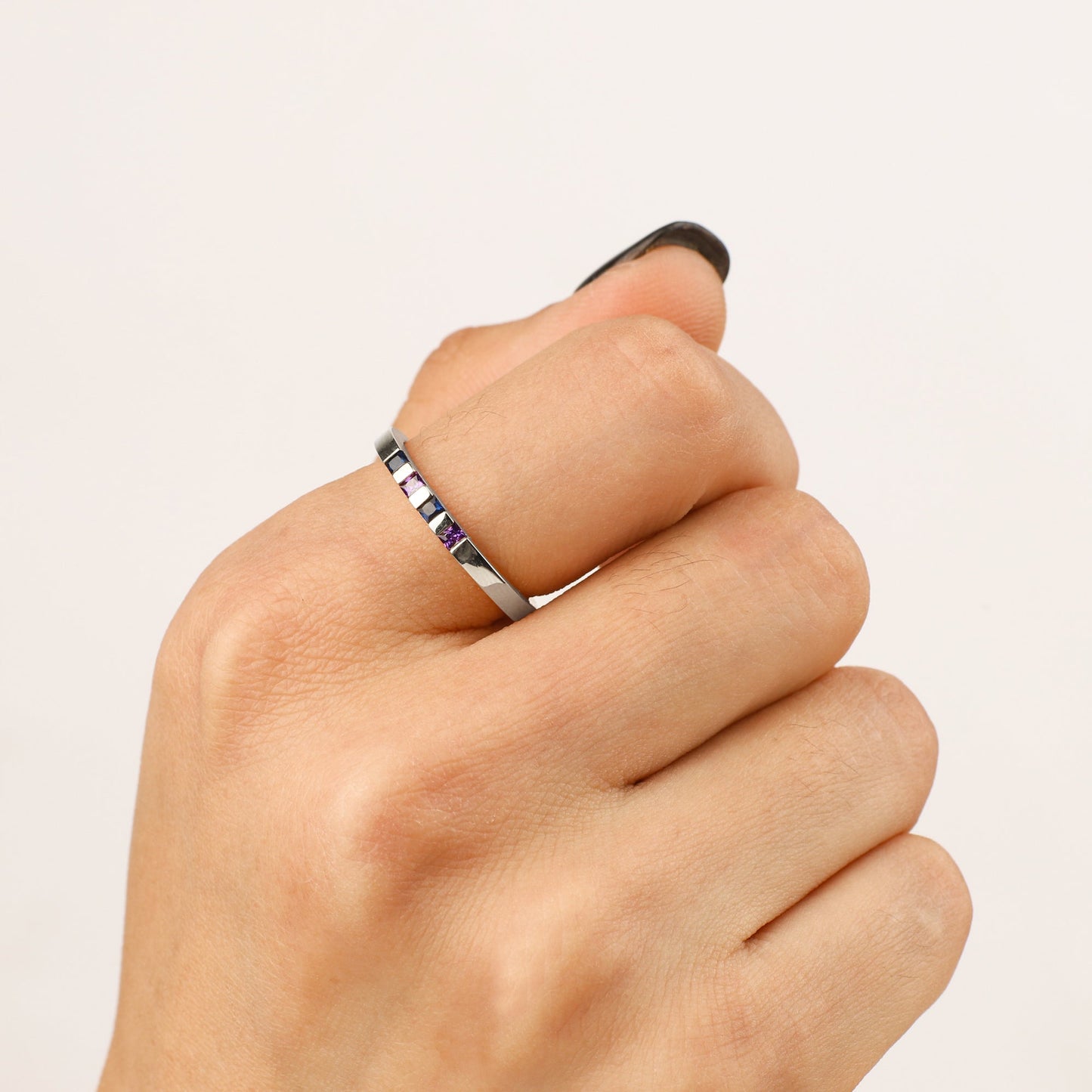 Anello con pietra portafortuna taglio principessa