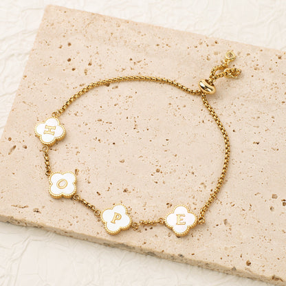Bracciale con nome personalizzato a quadrifoglio