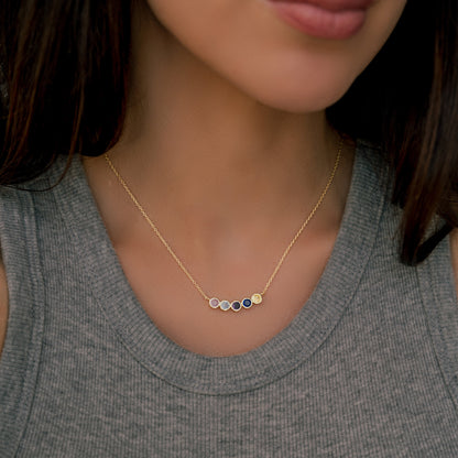 Collana Delicata con Pietre di Nascita della Famiglia
