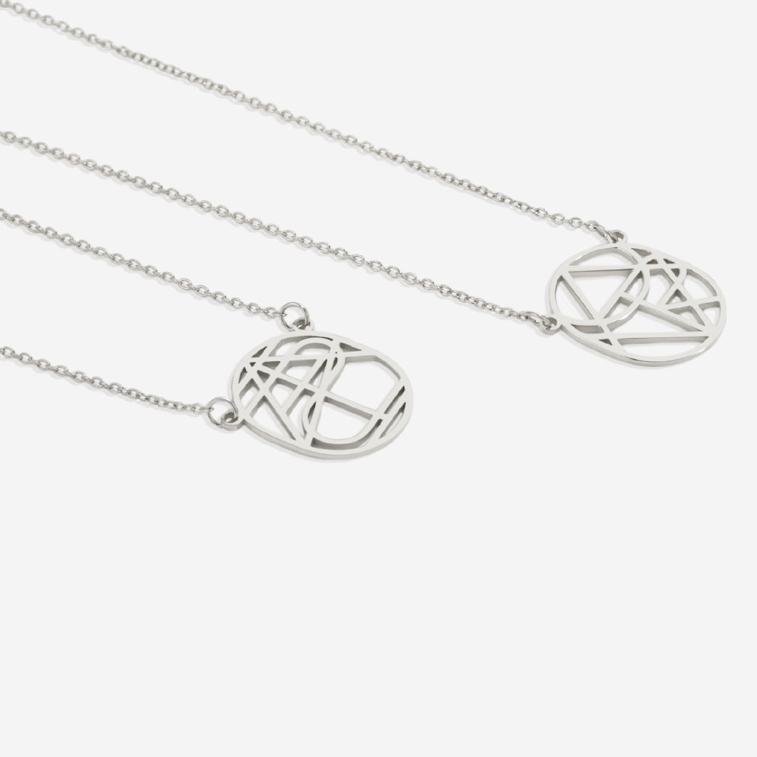 Collana con nome monogramma minimalista circolare