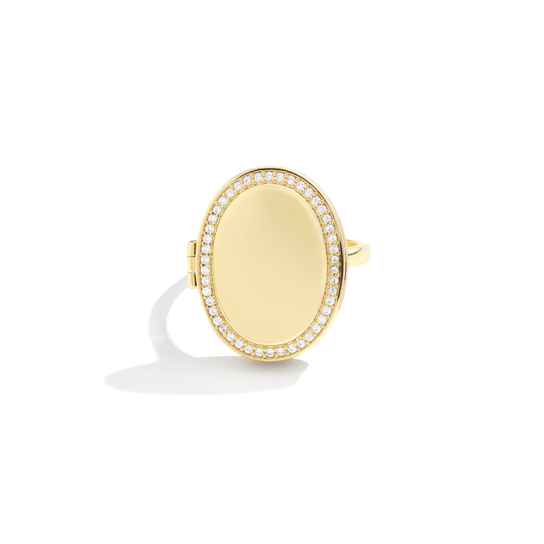 Anello personalizzato con medaglione ovale