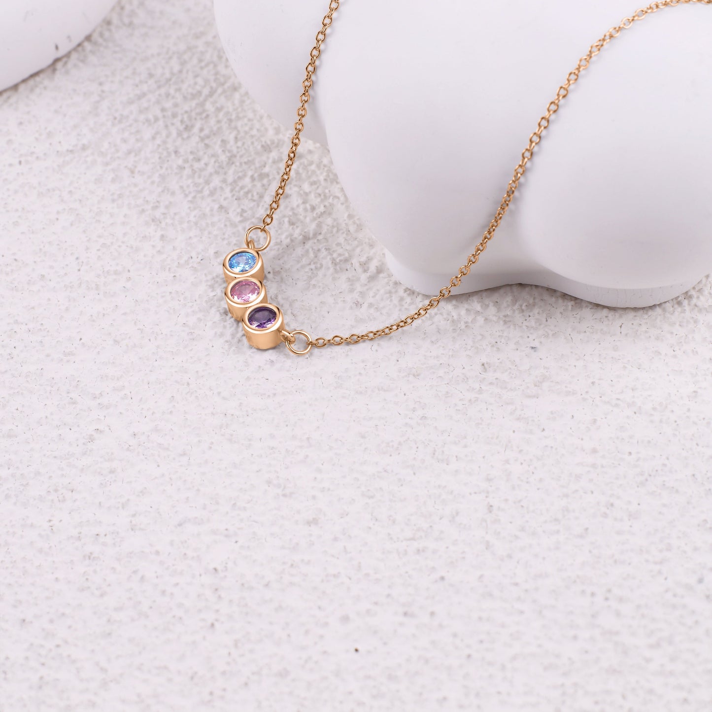 Collana Delicata con Pietre di Nascita della Famiglia
