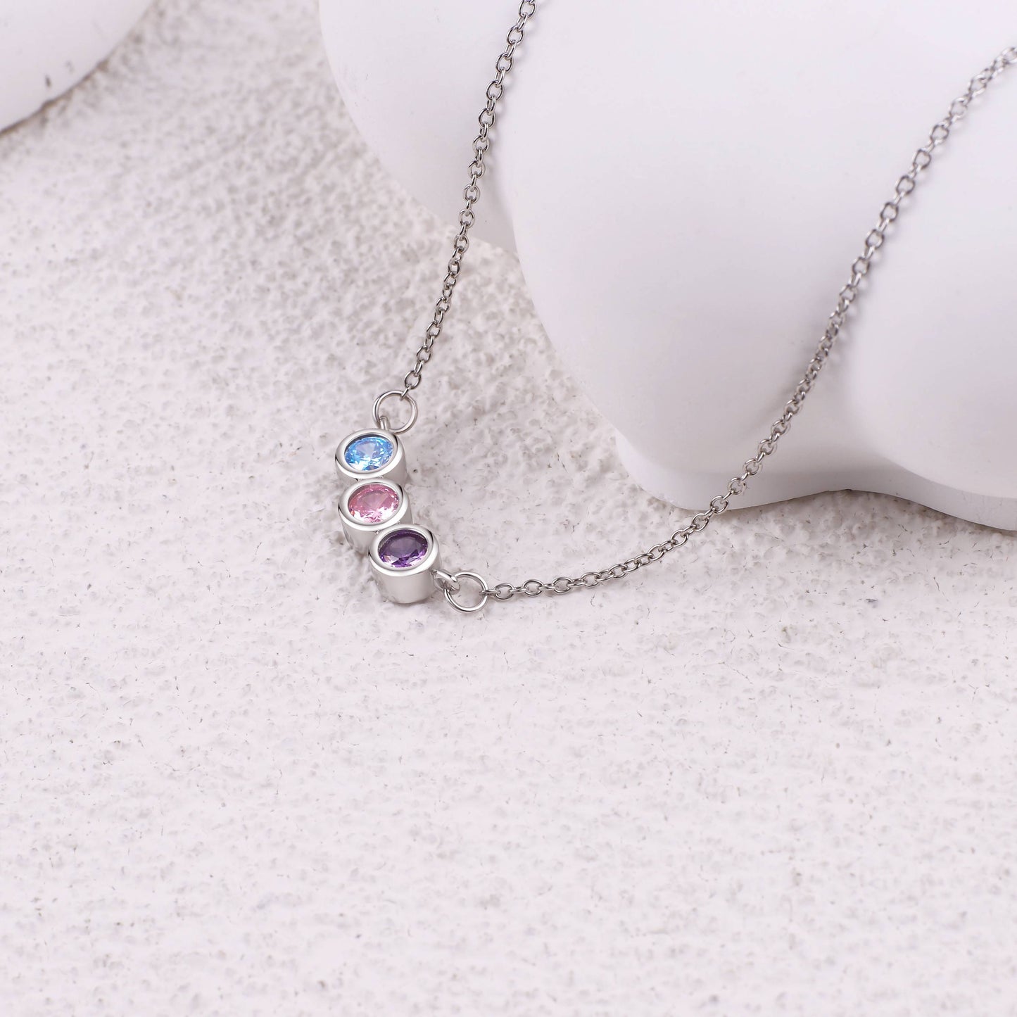 Collana Delicata con Pietre di Nascita della Famiglia