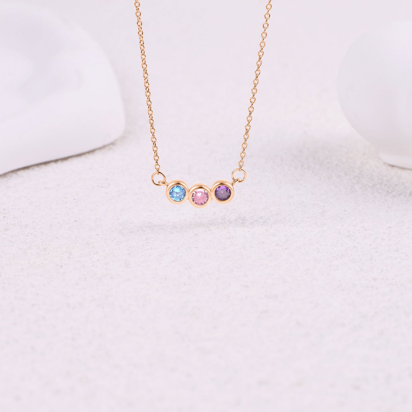 Collana Delicata con Pietre di Nascita della Famiglia