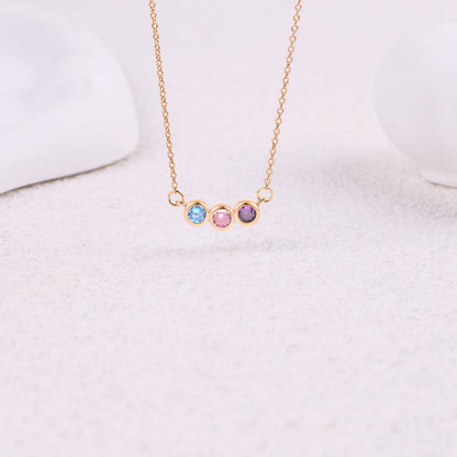 Collana Delicata con Pietre di Nascita della Famiglia