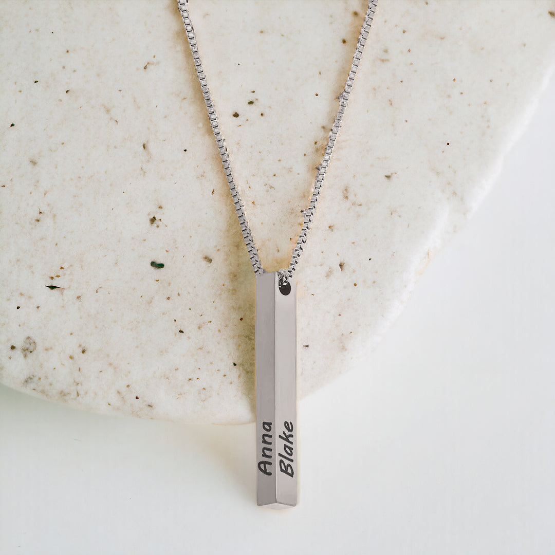Collana con barra pilastro di musa