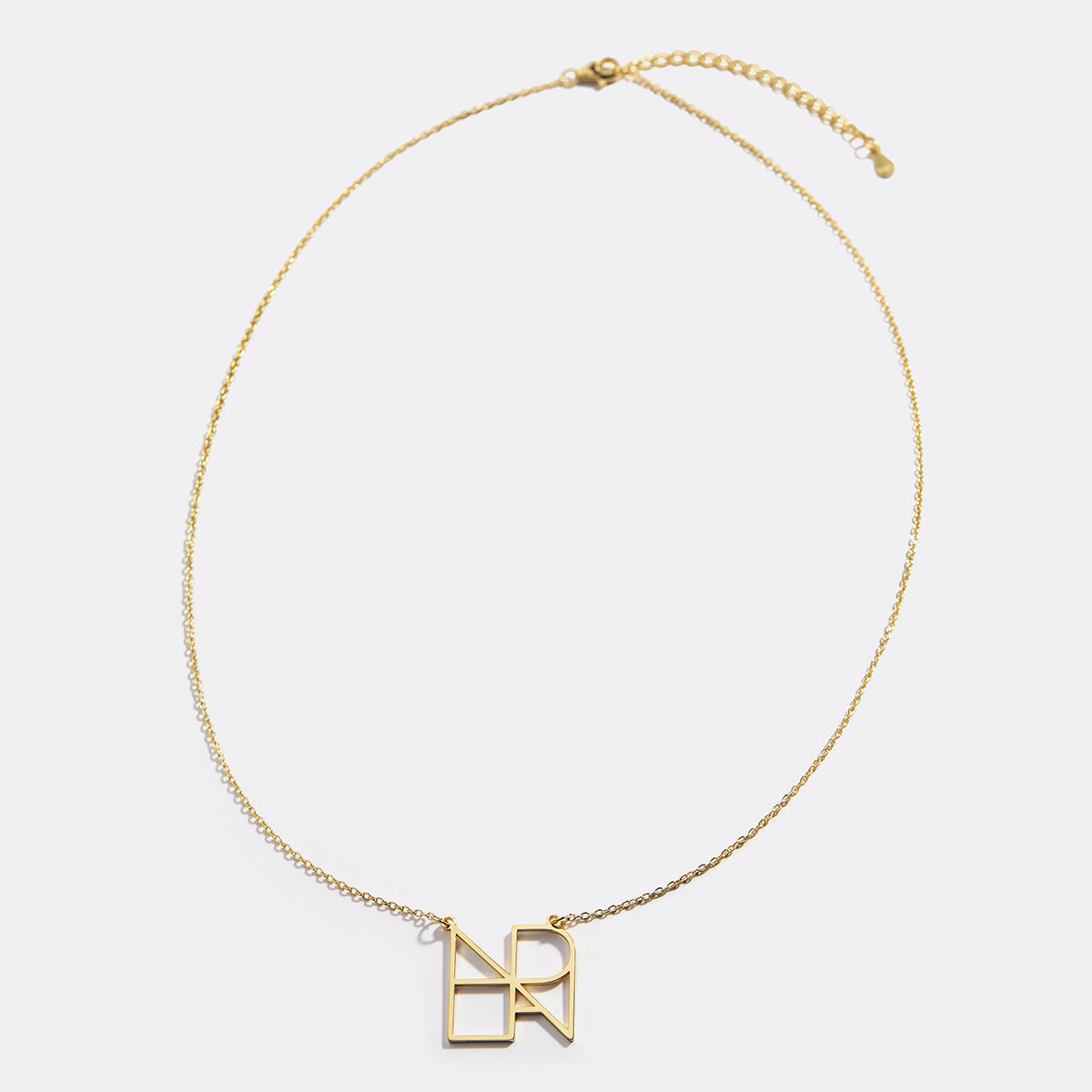 Collana con nome monogramma minimalista