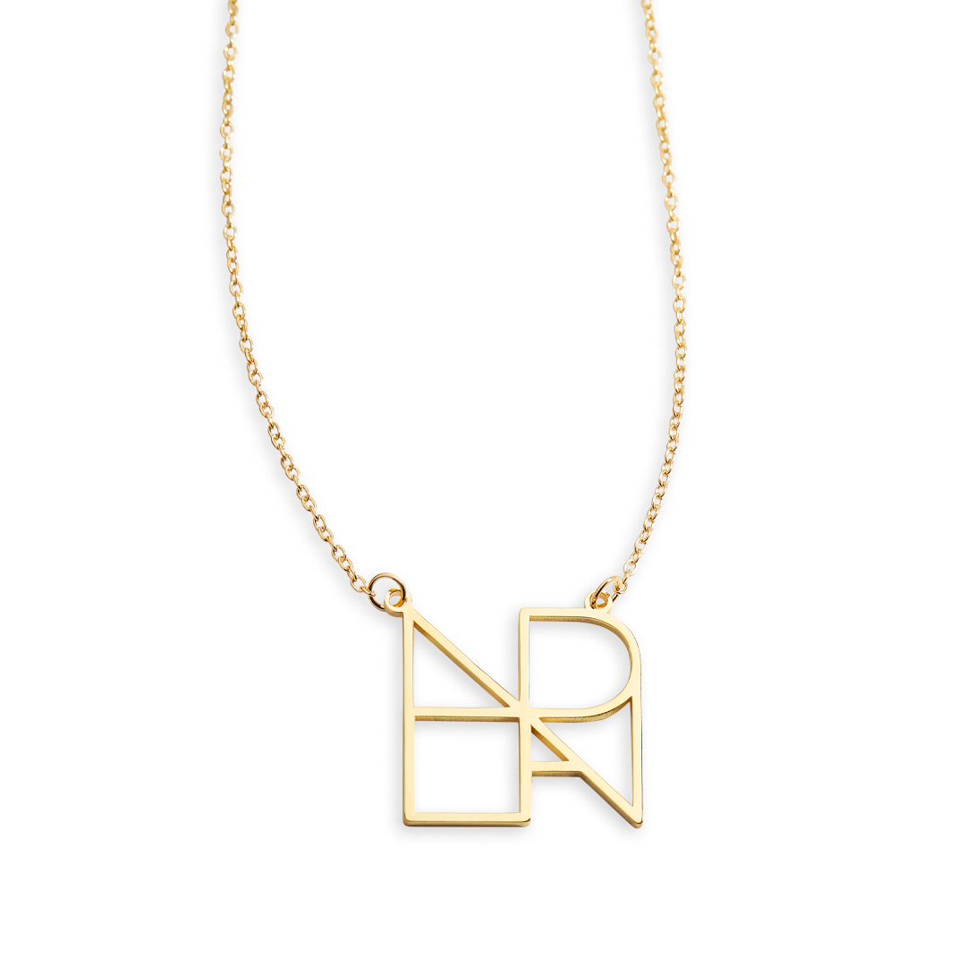 Collana con nome monogramma minimalista