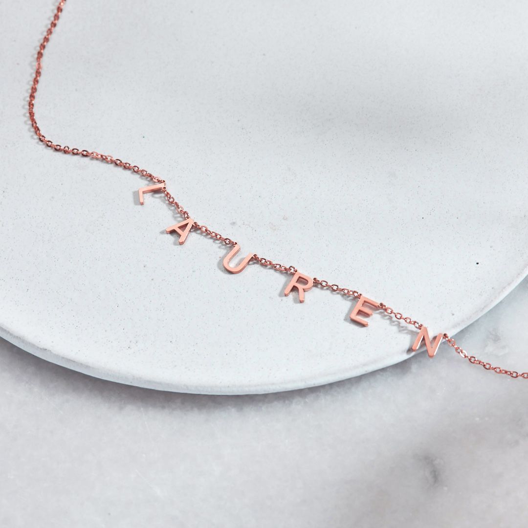 Collana con nome e lettera personalizzata