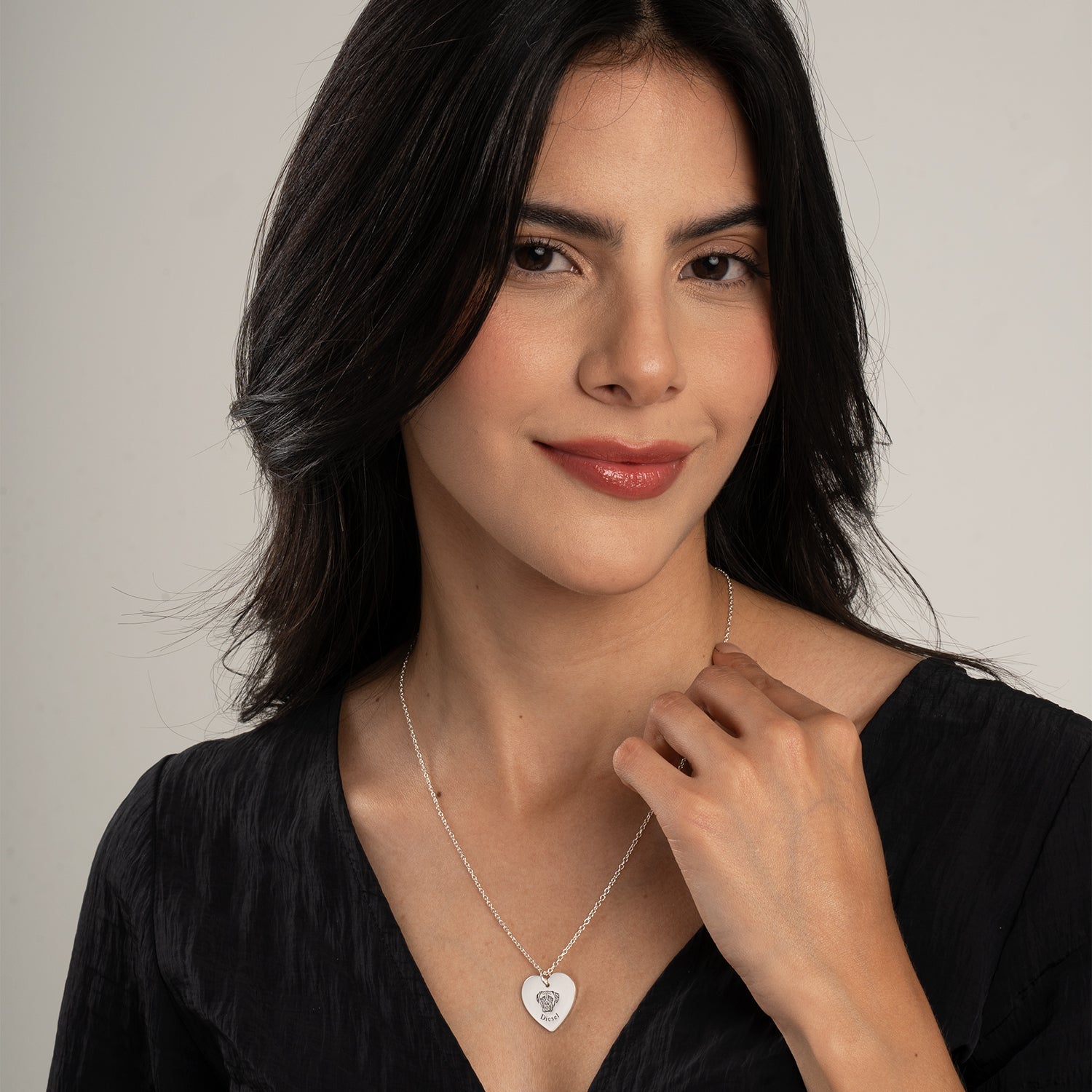 Collana a forma di cuore con faccia di animale domestico