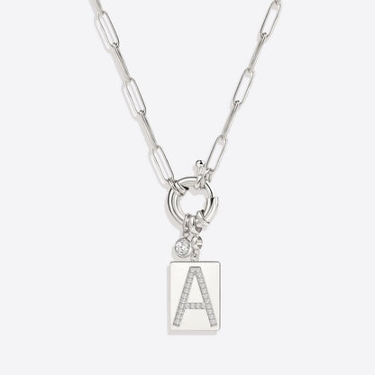 Collana con ciondolo iniziale Pave e catena a graffetta
