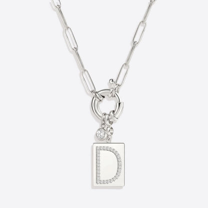 Collana con ciondolo iniziale Pave e catena a graffetta