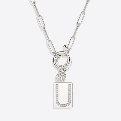 Collana con ciondolo iniziale Pave e catena a graffetta