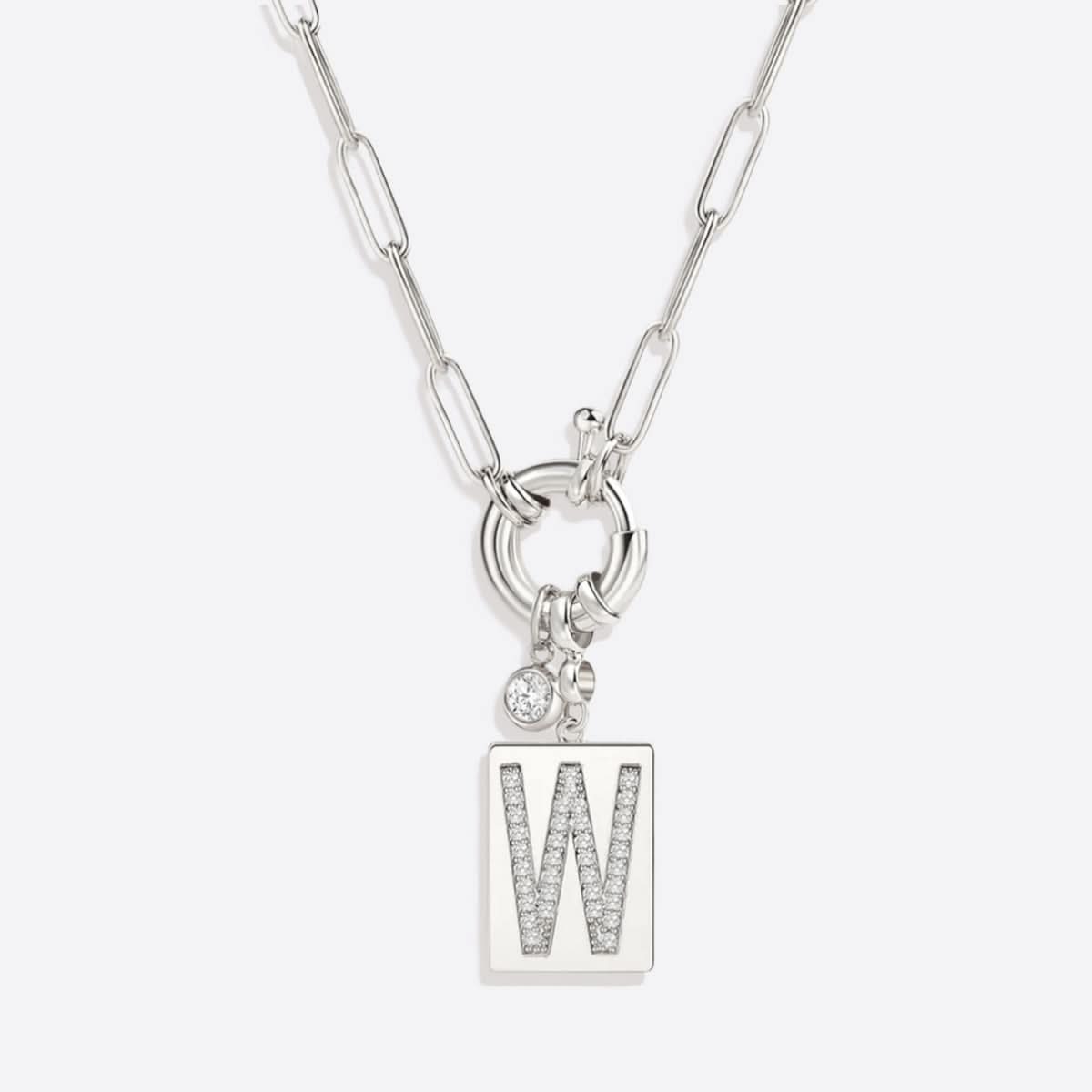 Collana con ciondolo iniziale Pave e catena a graffetta