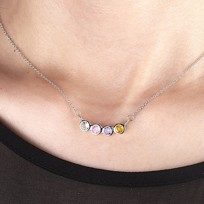 Collana Delicata con Pietre di Nascita della Famiglia