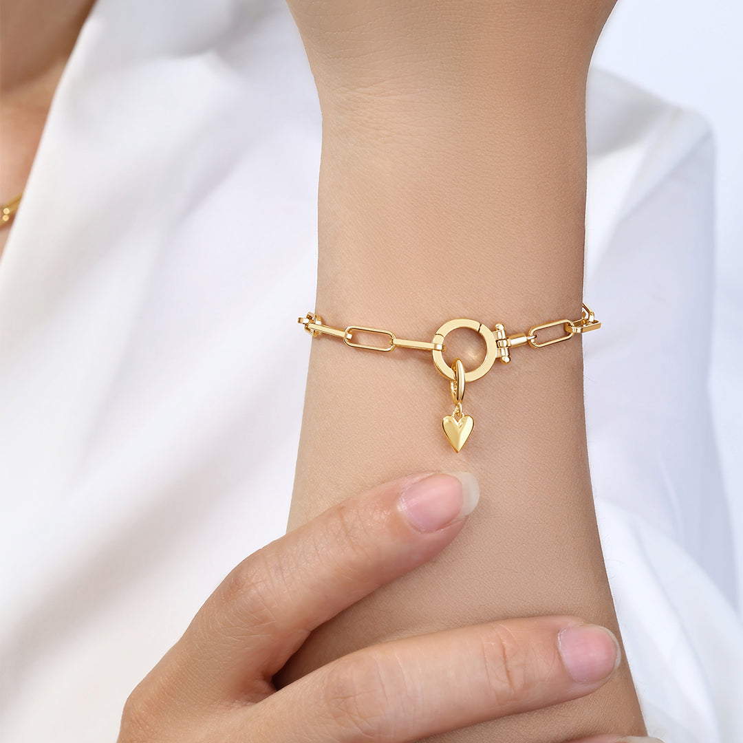 Charm a cuore minimalista