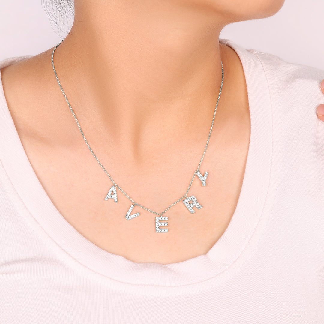 Collana con nome in stampatello