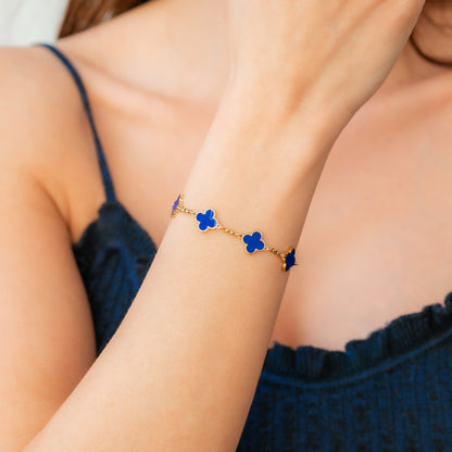 Bracciale smaltato a quadrifoglio