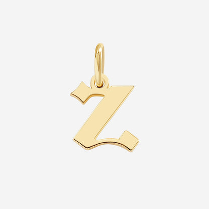 Charm con lettera in stile Old English