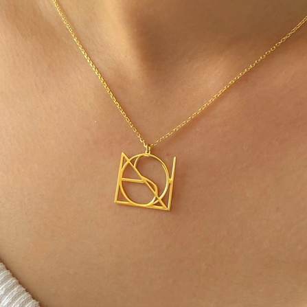 Collana con nome monogramma minimalista