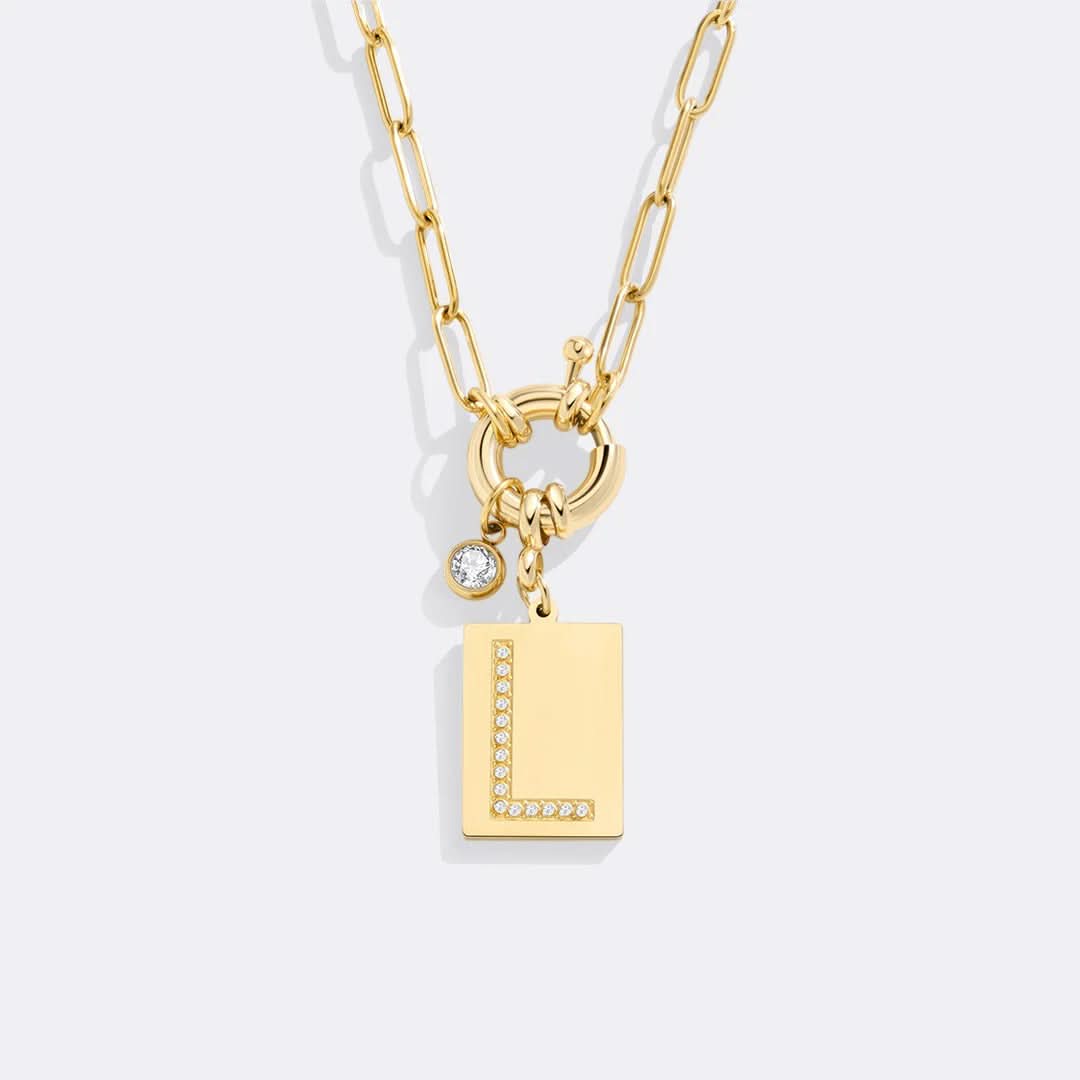 Collana con ciondolo iniziale e catena a graffetta