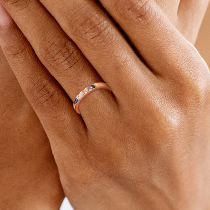 Anello con pietra portafortuna taglio principessa