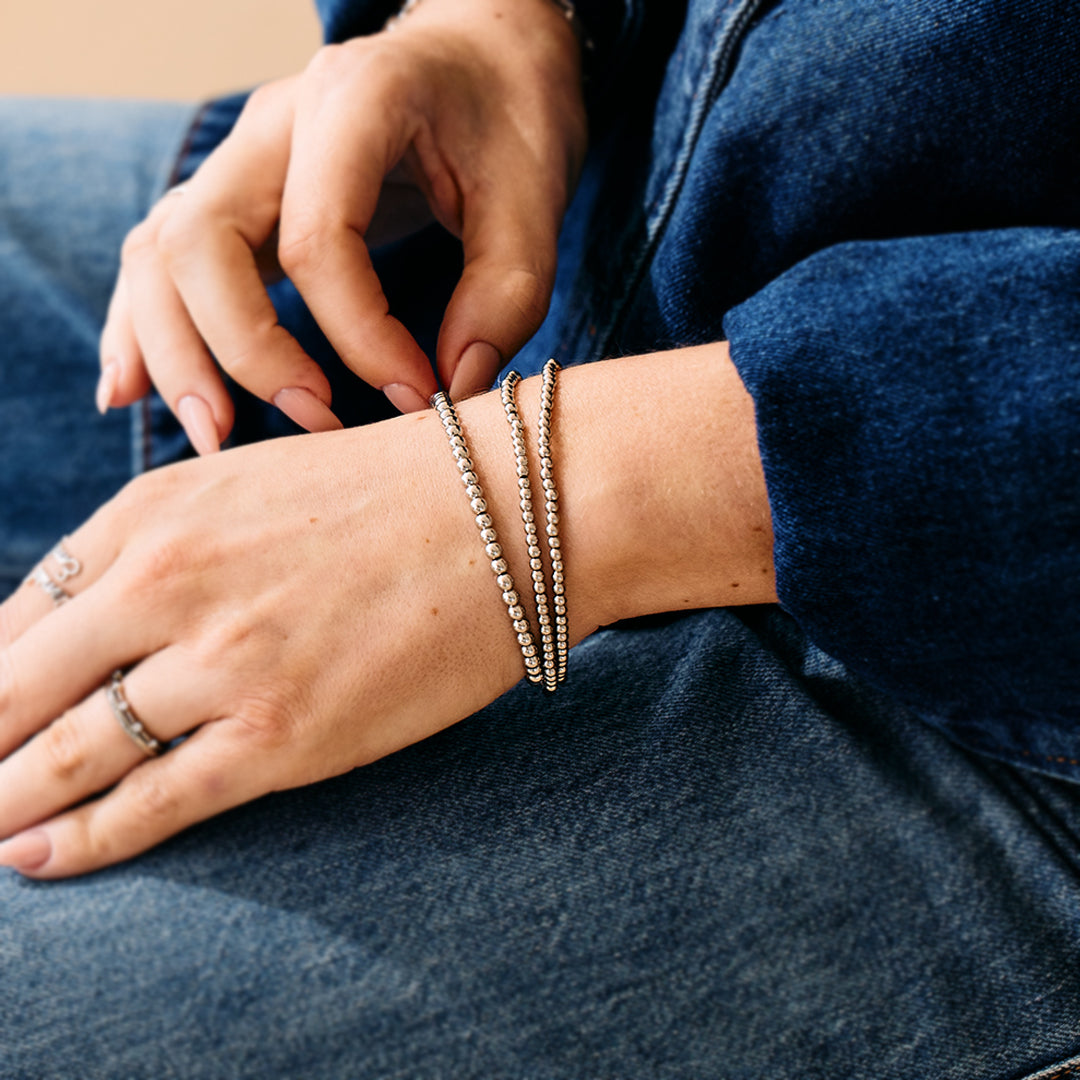 Set di bracciali a perline da impilare 433