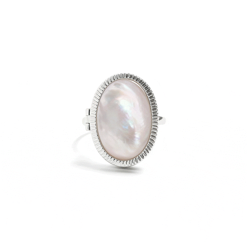 Anello medaglione personalizzato in madreperla