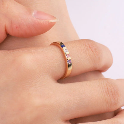 Anello con pietra portafortuna taglio principessa